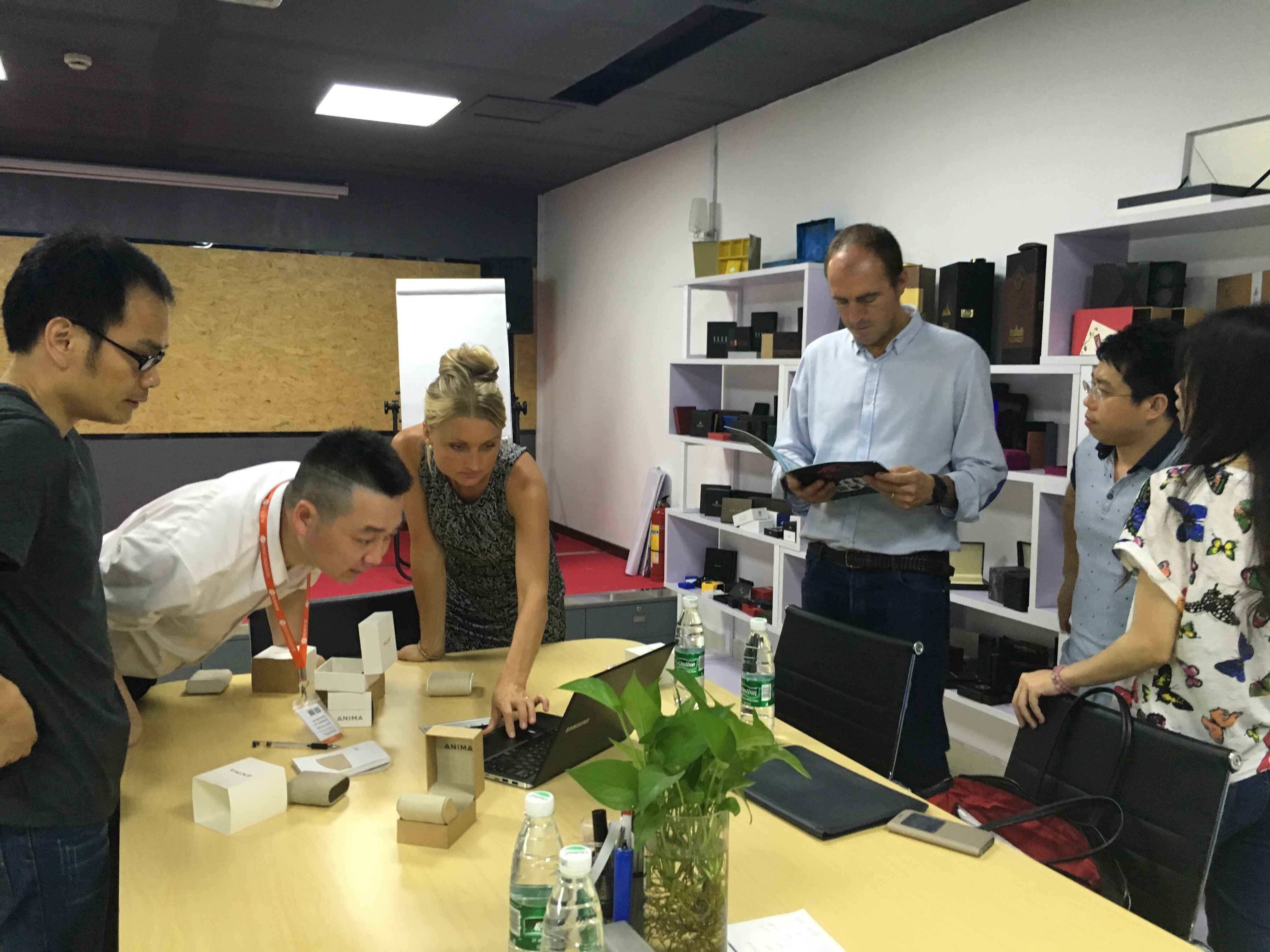 包裝盒制作-廣州駿業(yè)包裝實(shí)業(yè)有限公司 包裝盒制作