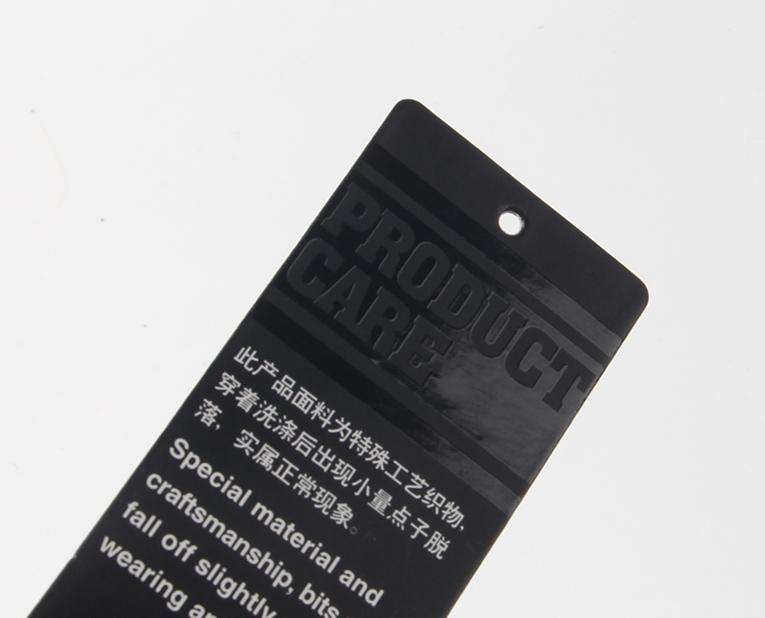 鞋子吊牌也能借助"逃跑"機(jī)器人熱度？