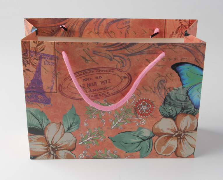 手表包裝袋廠做開口袋的優(yōu)勢(shì)在哪里 手表包裝袋廠做開口袋的優(yōu)勢(shì)在哪里