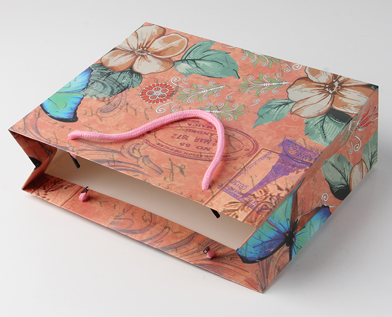 手表紙袋工廠對消費(fèi)者的了解定制合乎口味的紙袋 手表紙袋工廠對消費(fèi)者的了解定制合乎口味的紙袋