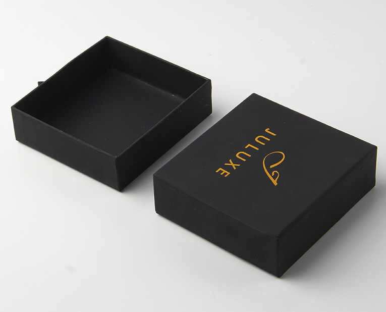 精裝紙盒的生產(chǎn)流程駿業(yè)包裝是怎么規(guī)定的！