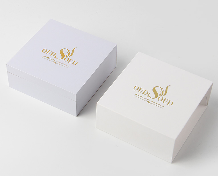 香水包裝盒生產(chǎn)廠家規(guī)避燙印缺筆少劃的技巧 香水包裝盒生產(chǎn)廠家規(guī)避燙印缺筆少劃的技巧