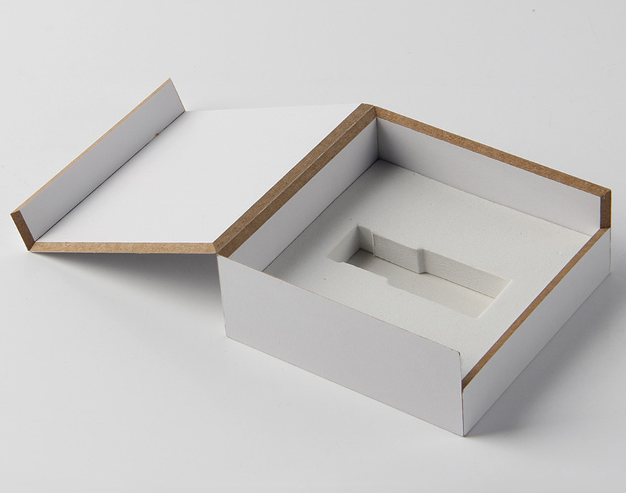 據(jù)襯衫禮品盒工廠研究，油墨的干燥方式能夠有效減少印制成本