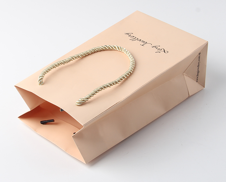 化妝品紙袋覆膜脫落？因?yàn)楣S忘記了這兩點(diǎn)