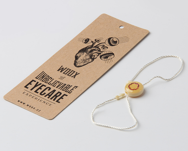 進(jìn)擊的film，服裝吊牌在訂制過(guò)程中的第二步