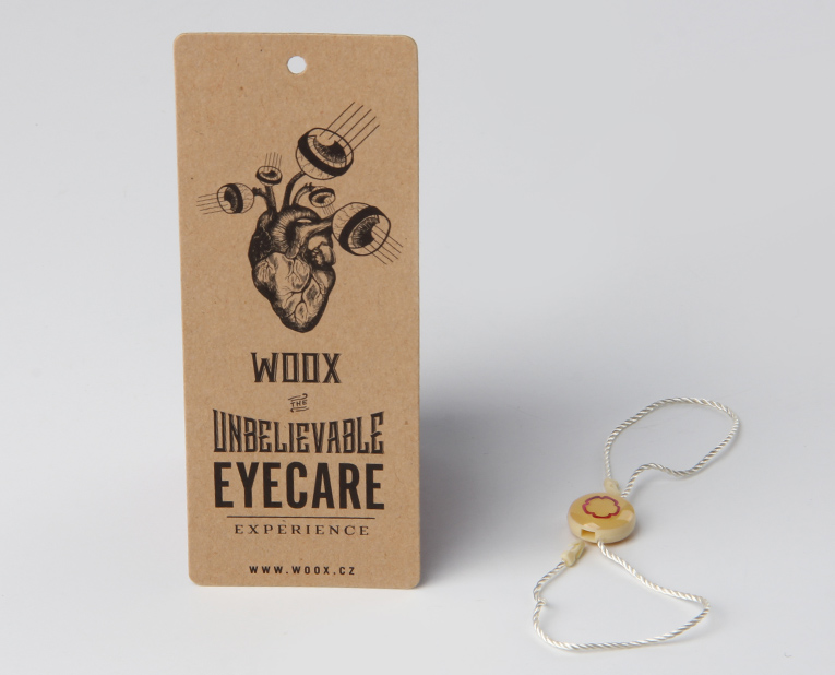 進(jìn)擊的film，服裝吊牌在訂制過(guò)程中的第二步