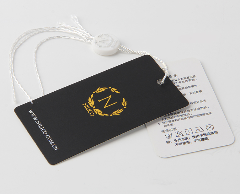 襯衫吊牌如果使用燙金工藝，工廠的老師傅對(duì)這1點(diǎn)很在意