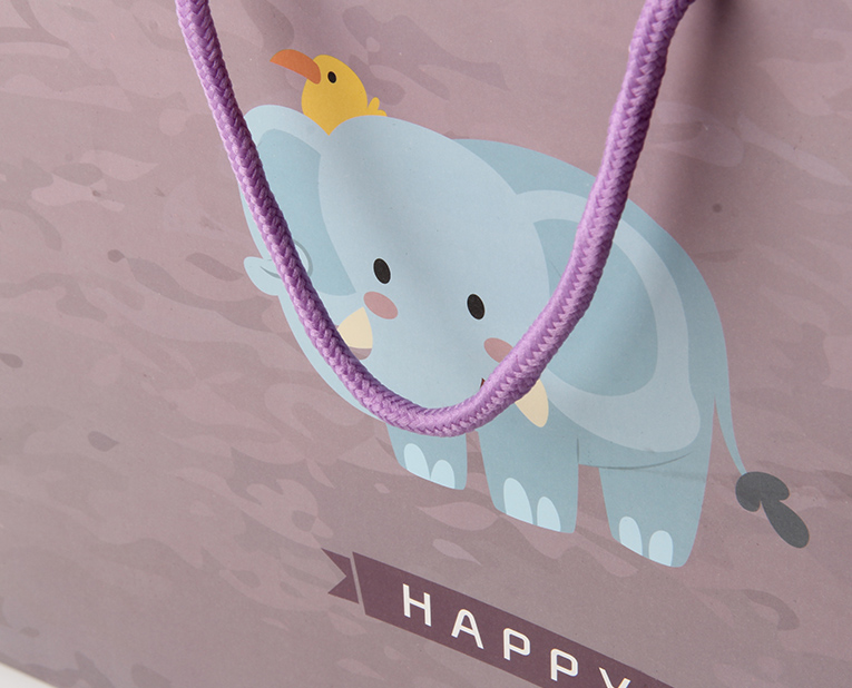 化妝品禮品袋嘗試在冬天用夏天的光油訂制，結(jié)果無奈