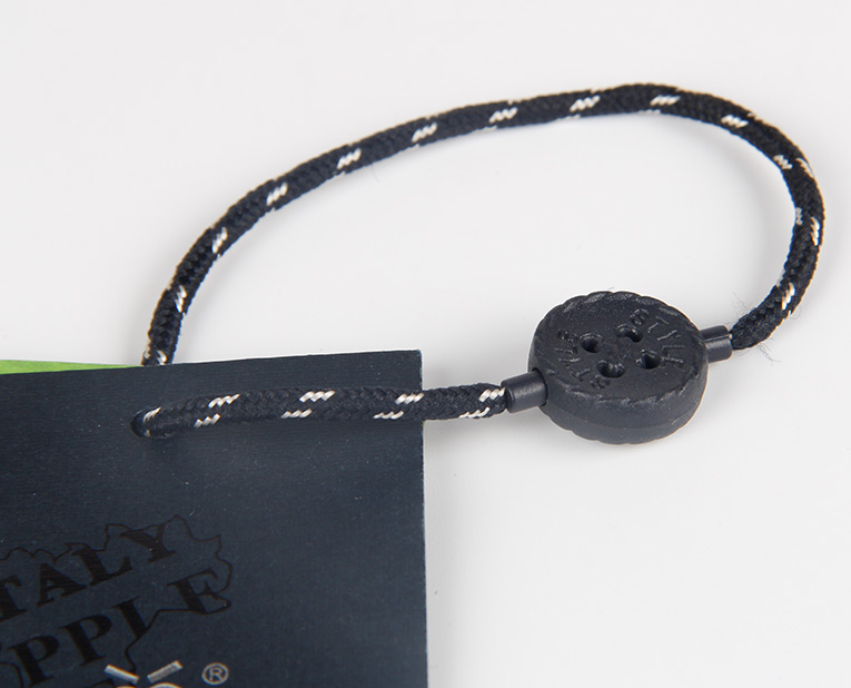 預(yù)防勝于治療，衣服的紙牌在定做之前需要這樣做準(zhǔn)備