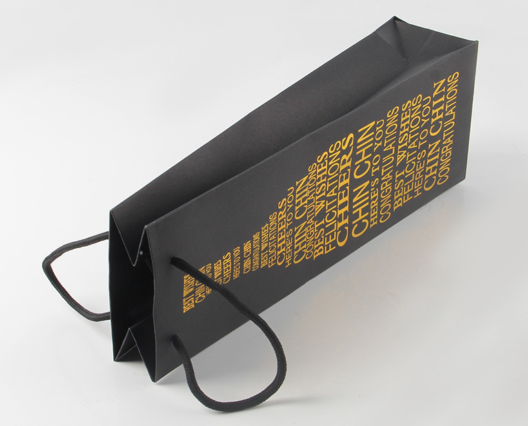 皮具禮品袋定做的質(zhì)量，其實(shí)能由&ldquo;啞巴&rdquo;傳遞出來(lái)