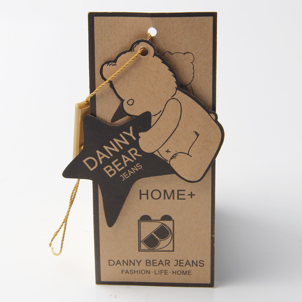 真理,存乎暗影之中。內(nèi)衣吊牌廠家?guī)憬忾_暗影