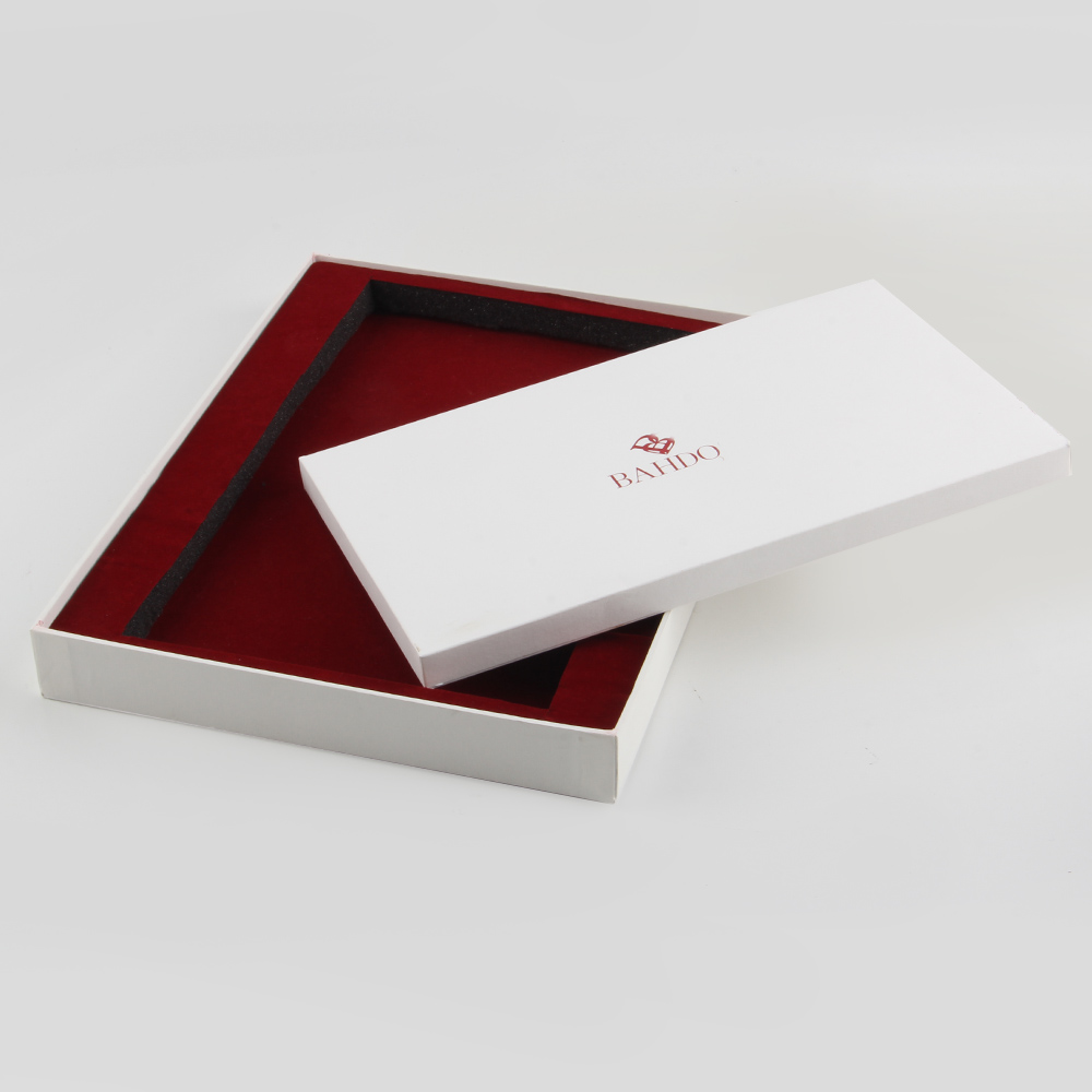 化妝品的包裝在和廠家合作訂做的時(shí)候切忌這1個(gè)動(dòng)作 化妝品的包裝在和廠家合作訂做的時(shí)候切忌這1個(gè)動(dòng)作